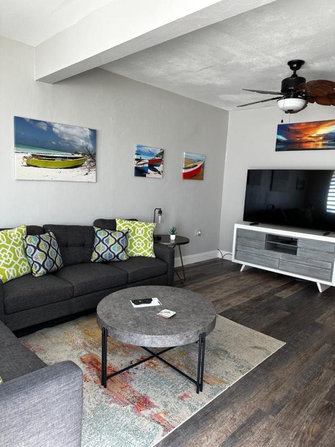 Aguada Beach Condos Eksteriør bilde