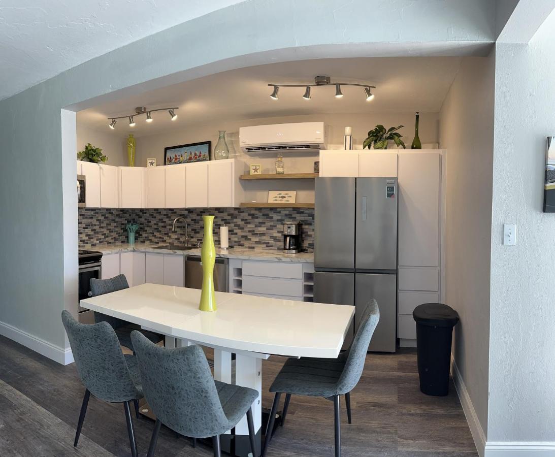 Aguada Beach Condos Eksteriør bilde